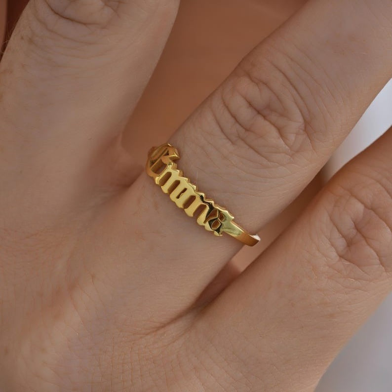 Customized Smooth Name Engraving Ring Vera Lux