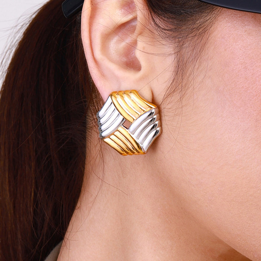 18K gold octagonal earrings with stripes design Vera Lux