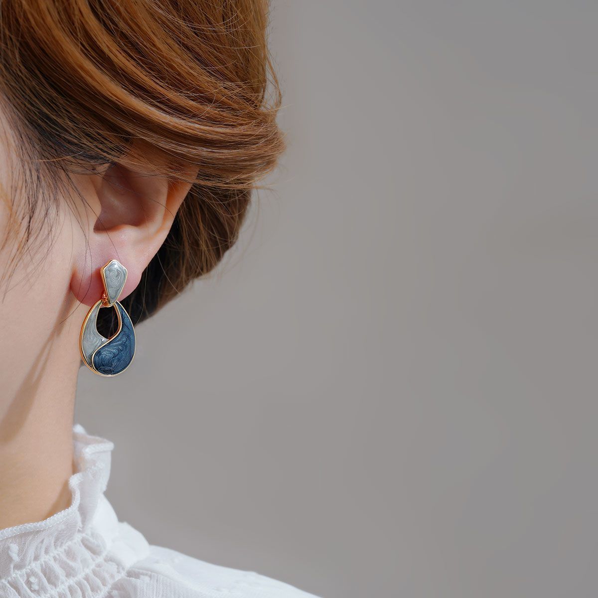 High-end Blue Water Drop Stud Earrings, Elegant French Hepburn Style Niche Jewelry Vera Lux