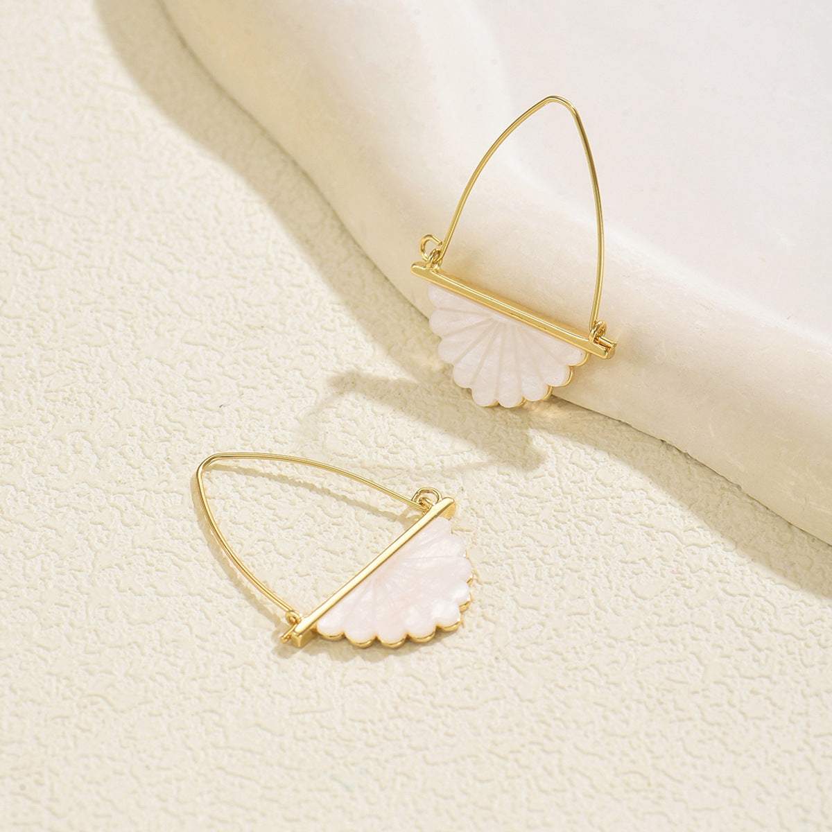 Womens Fan-Shaped Ear Studs With Mother-of-Pearl Inlay Vera Lux