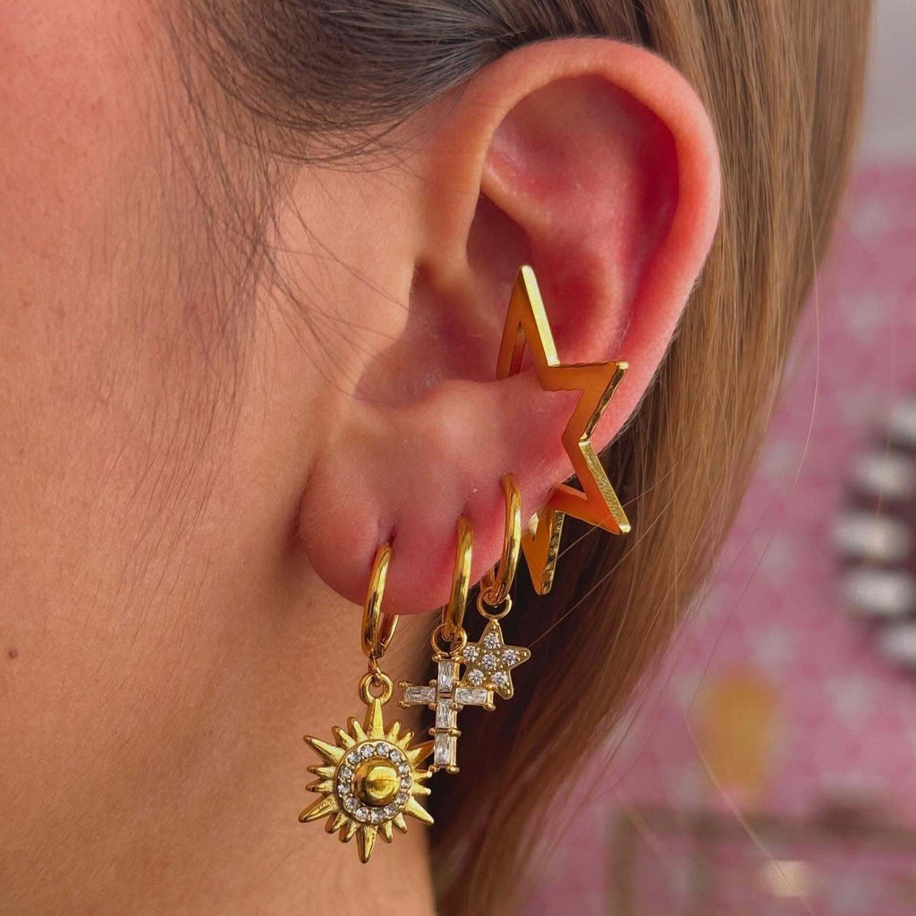 18k gold sun-shaped diamond-studded earrings with unique design Vera Lux