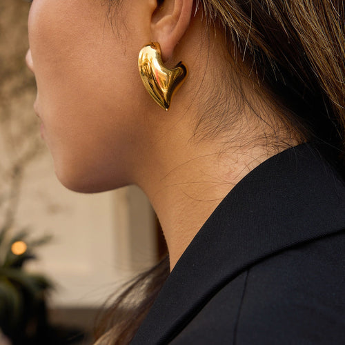 18K gold heart-shaped titanium steel stud earrings Vera Lux