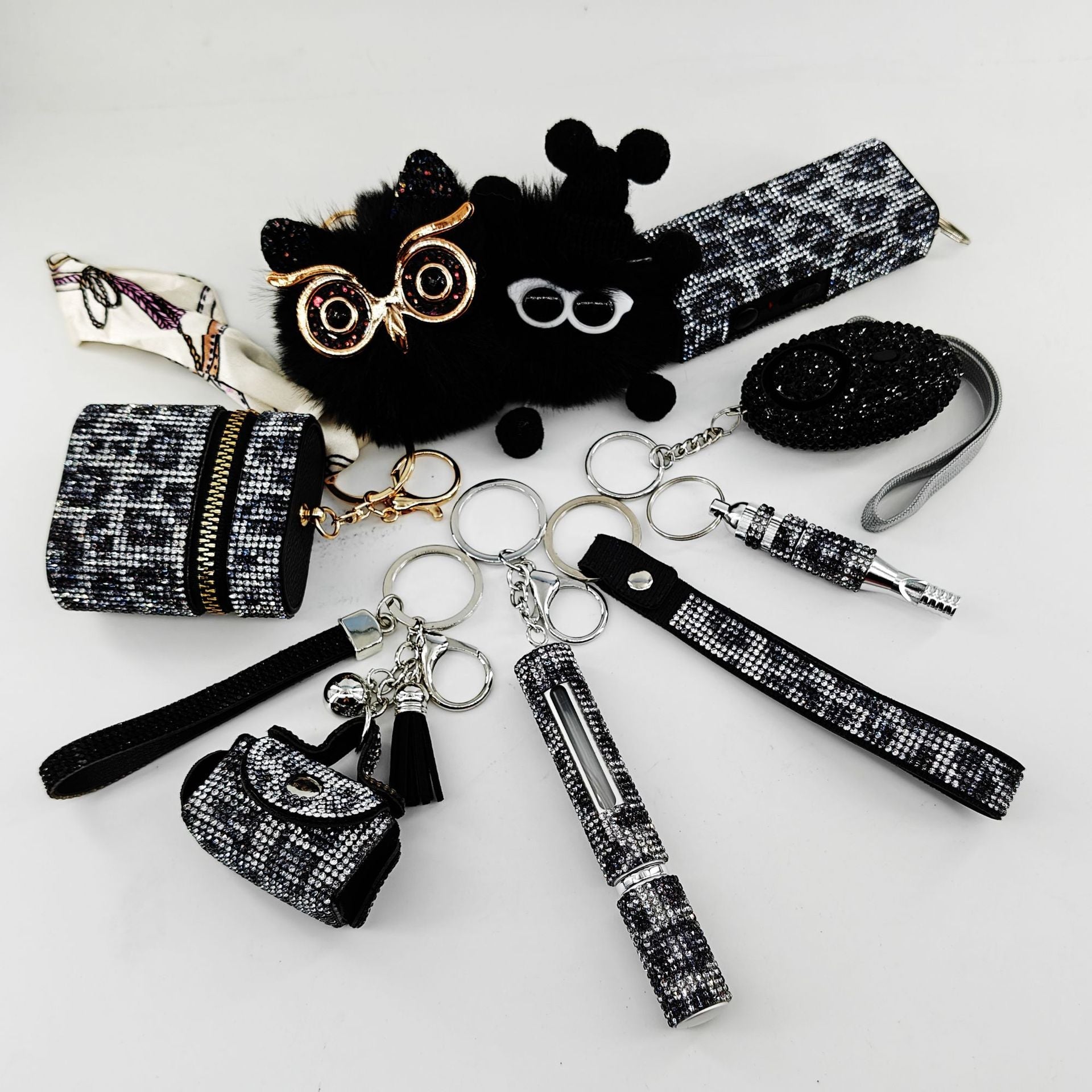 9-Piece Multi-Functional Keychain For Self-Defense Vera Lux