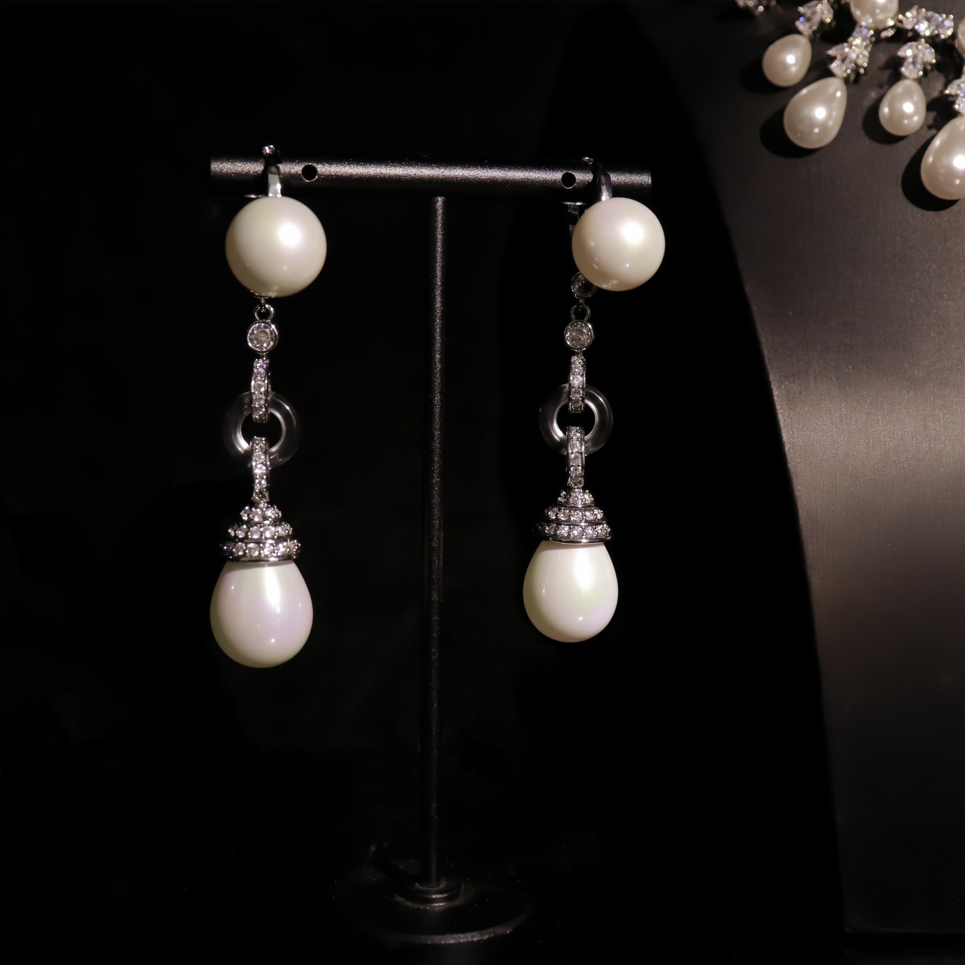 Chic Clavicle-Length Necklace And Gold-Plated Zircon Pearl Earrings Jewelry Set Vera Lux