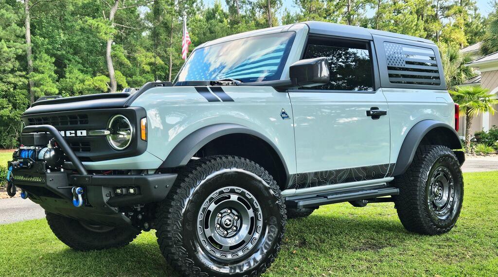 Fender Racing Stripes - 2021+ Bronco (non-Raptor) StickerFab