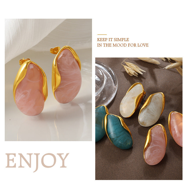European And American Retro Irregular Amber Powder-white-blue Gradient-dyed Gold-edge Ear Ring, Non-fading, 18K Gold-plated, Exclusive Small-sized Earrings Vera Lux