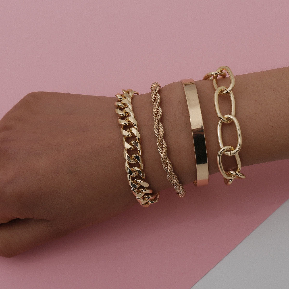 Smooth C-shaped mixed twist chain thread exaggerated O-shaped bracelet Vera Lux