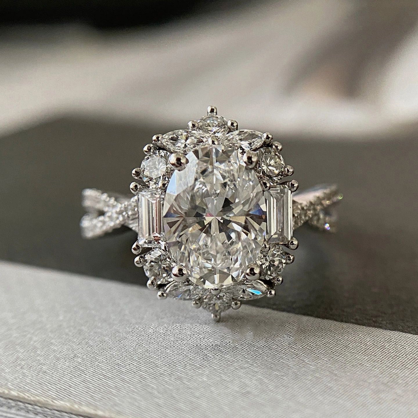 Luxury Design Oval Simulated Moissanite Engagement Ring, White Gold Plated Cluster Zircon Ring For Women, Wholesale Vera Lux