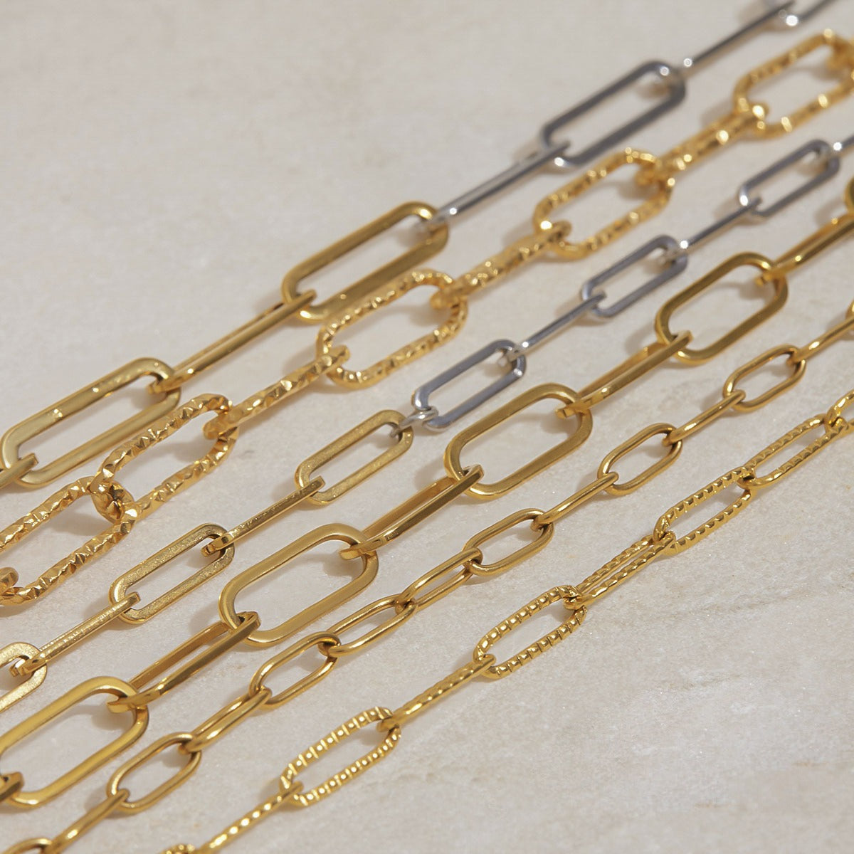 18K gold chain with gold and silver color matching design simple and elegant necklace Vera Lux