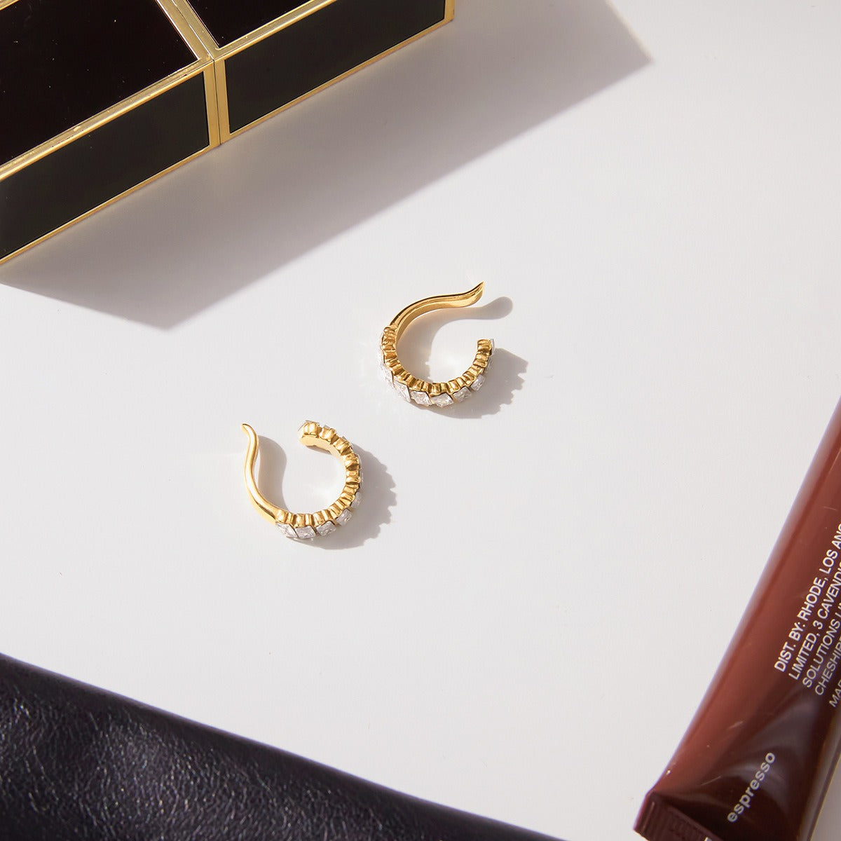 Light luxury, high-end zircon earrings Vera Lux