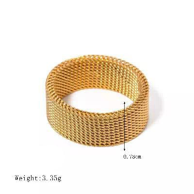 18K gold geometric design simple personality ring Vera Lux