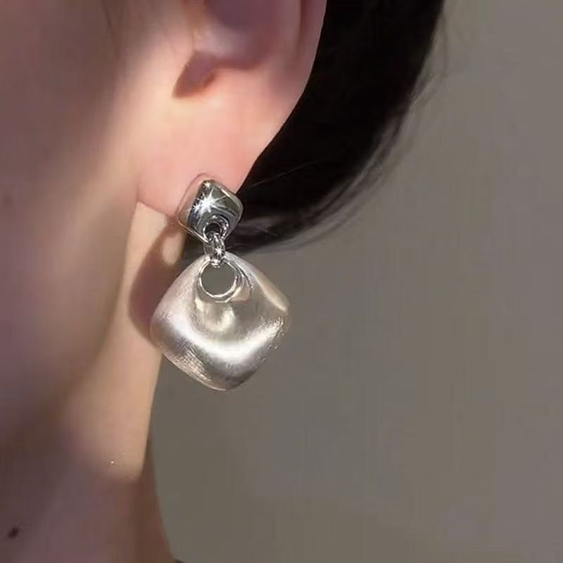 New Brushed Geometric Square Earrings, Light Luxury High-end Fashion Jewelry Vera Lux