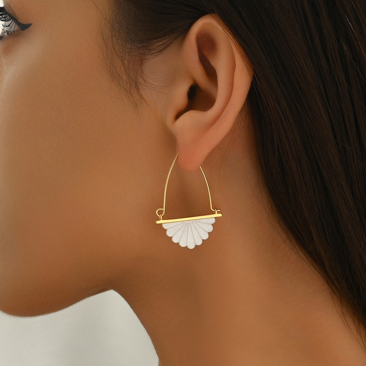 Womens Fan-Shaped Ear Studs With Mother-of-Pearl Inlay Vera Lux