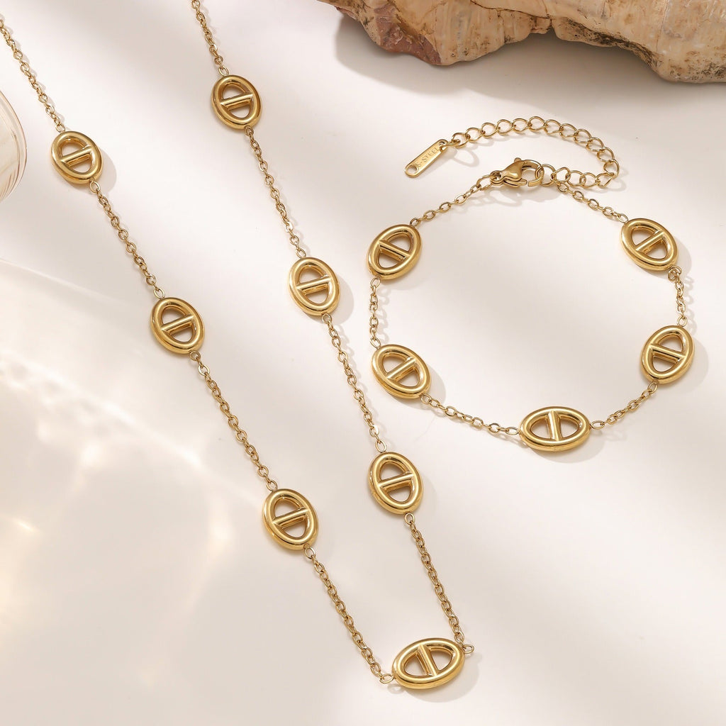 18K Gold Pig Nose Necklace and Bracelet Set Vera Lux
