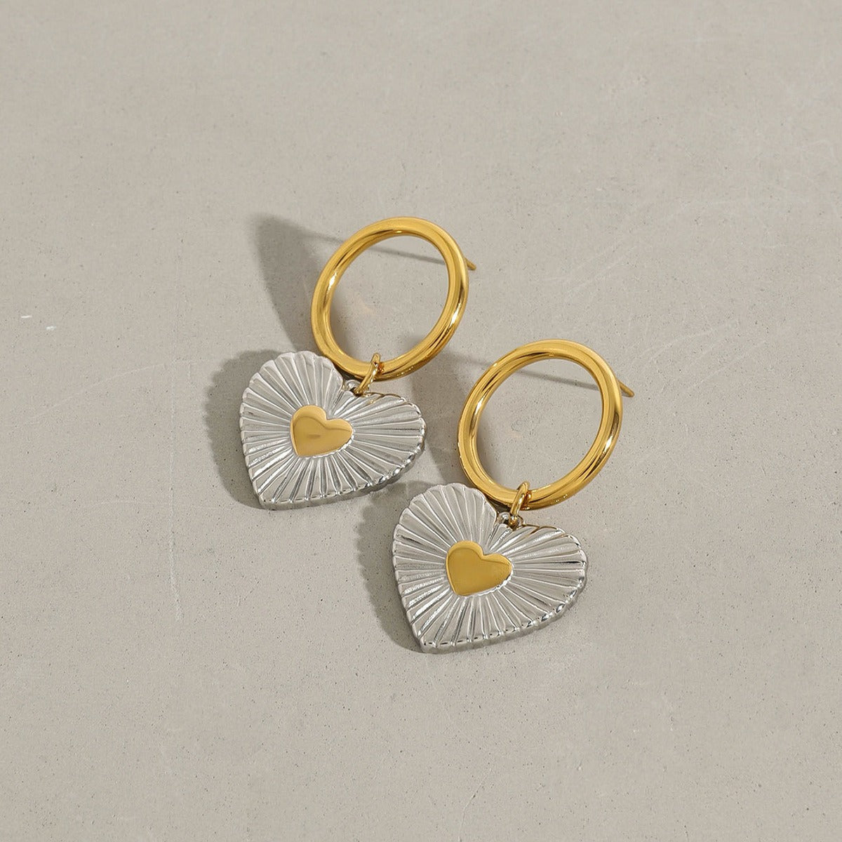 18k gold heart-shaped earrings with gold and silver color matching design, simple and personalized Vera Lux