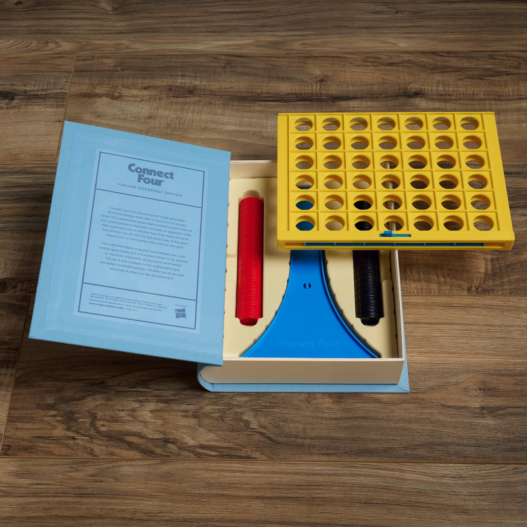 Connect 4 - Vintage Bookshelf Edition Bards & Cards