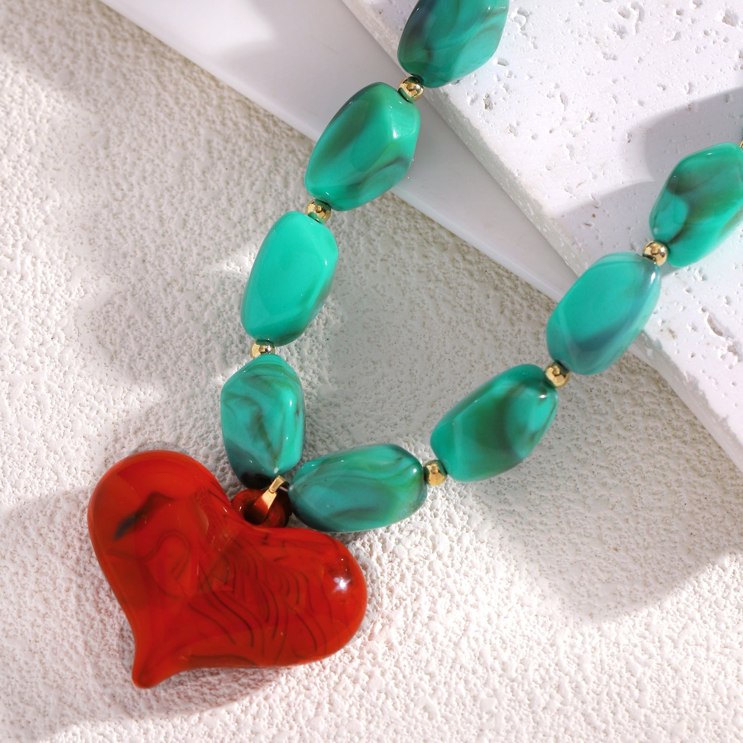 European And American-style Beaded Resin Heart Necklace Vintage Vera Lux