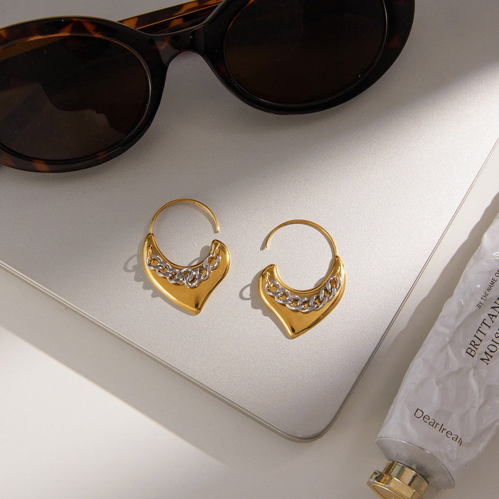 18K gold lightweight luxury heart-shaped earrings Vera Lux