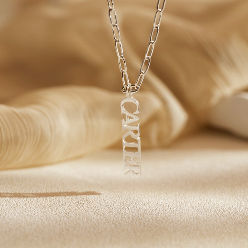 Personalized chain name necklace Vera Lux