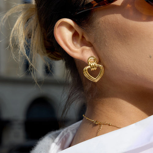 18K gold heart-shaped titanium steel stud earrings Vera Lux