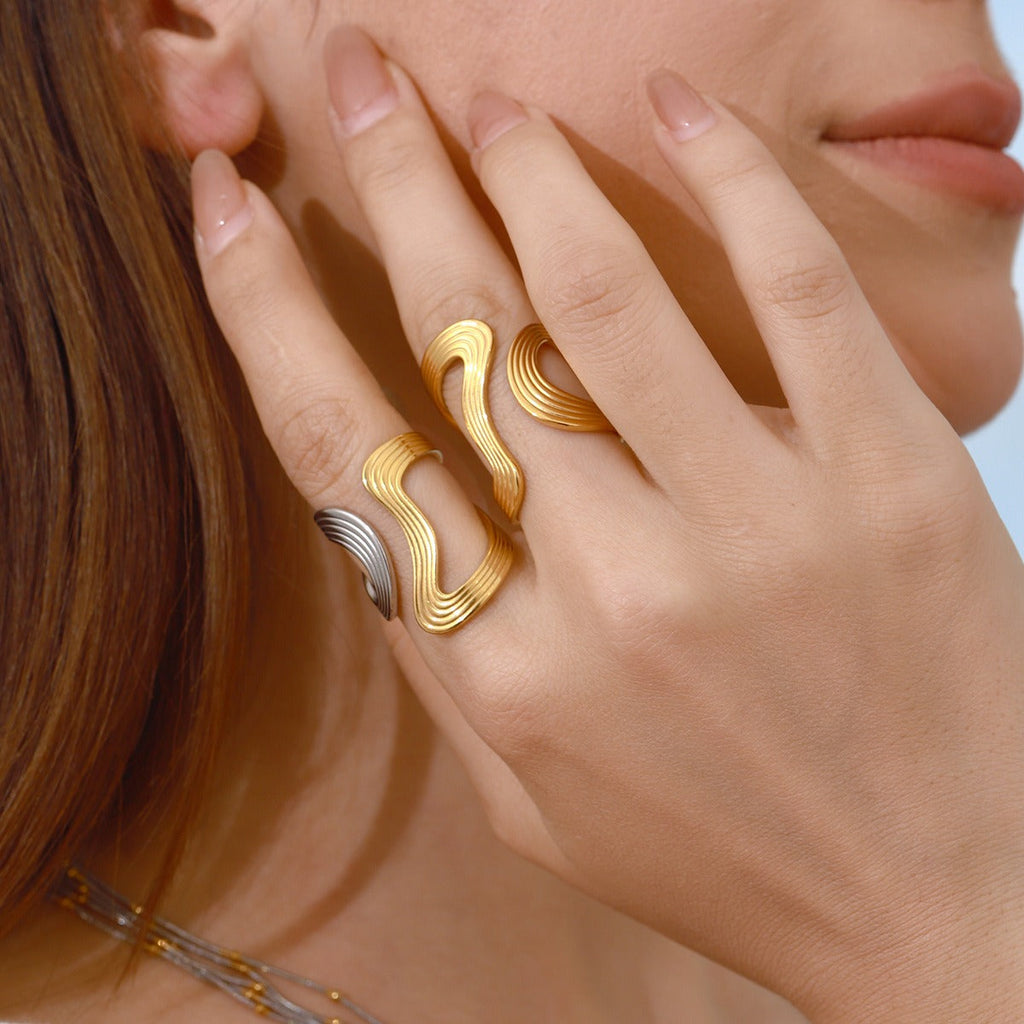 18K gold earrings, rings, and bracelets for a luxurious and high-end look Vera Lux