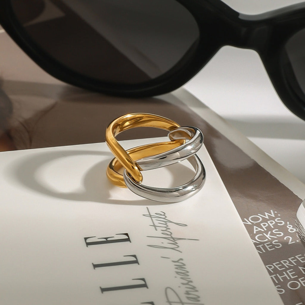 18K gold double-ring cross design simple and elegant ring Vera Lux