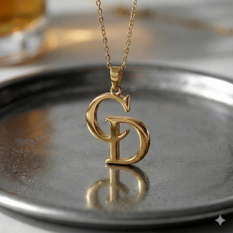 Custom interwoven double letter necklace Vera Lux