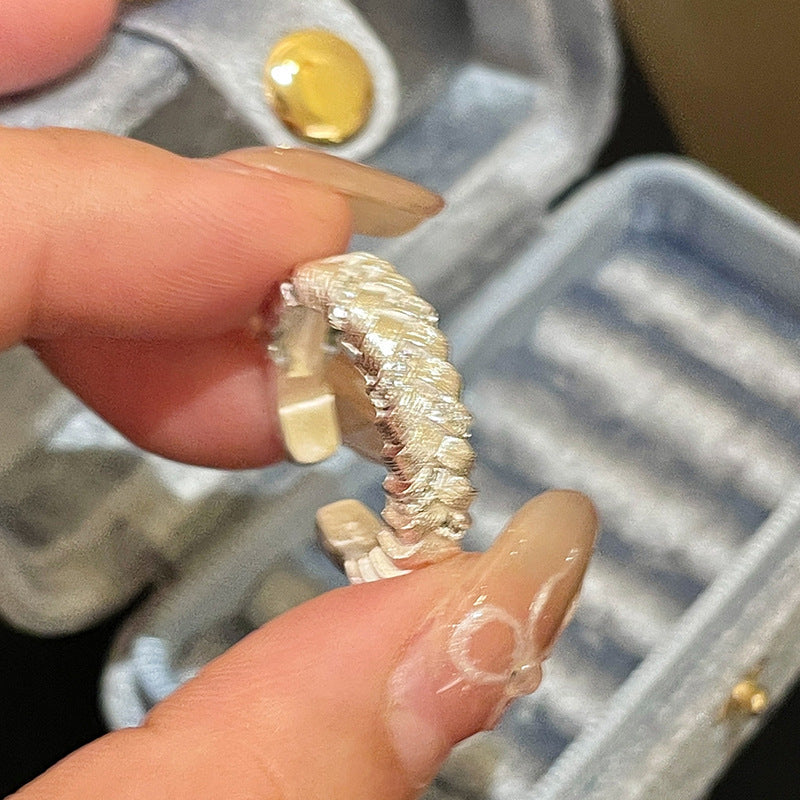 2026 New High-End Sparkling Zircon Brushed Open Ring For Women, Light Luxury Niche Index Finger Ring Vera Lux