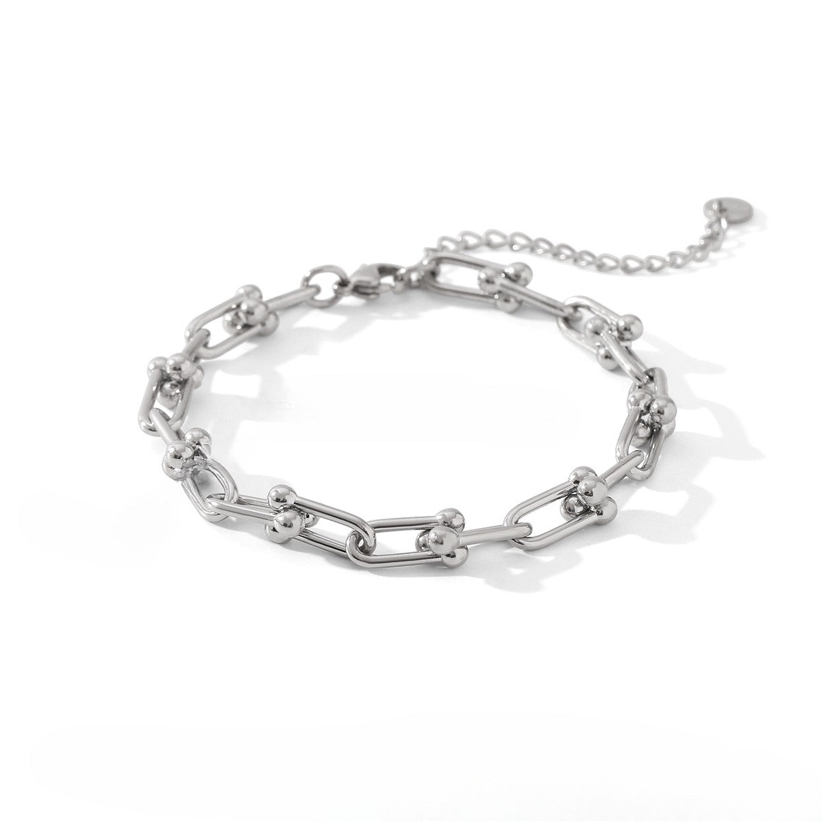 18k gold horseshoe chain bracelet and earrings Vera Lux