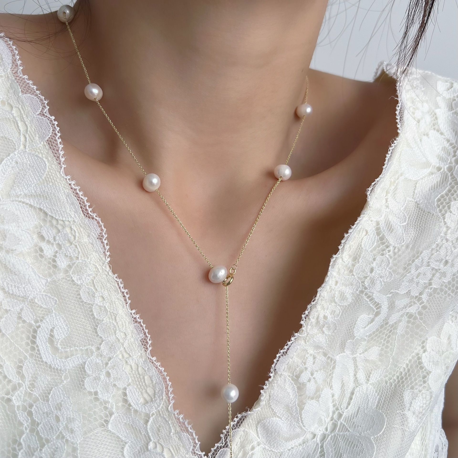 Fashionable And Versatile Design Choker Necklace Vera Lux