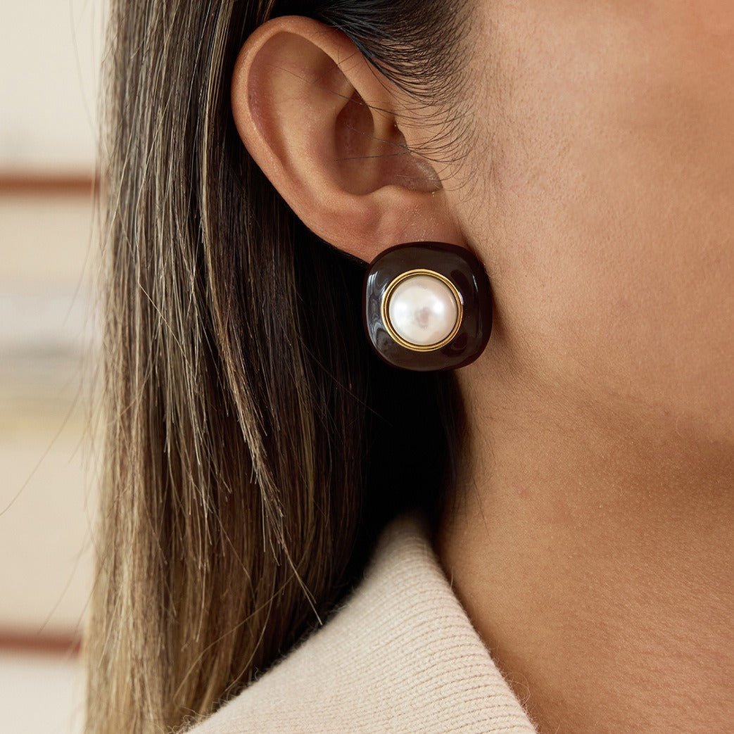 18K gold-plated titanium steel stud earrings with enamel and pearls. Vera Lux