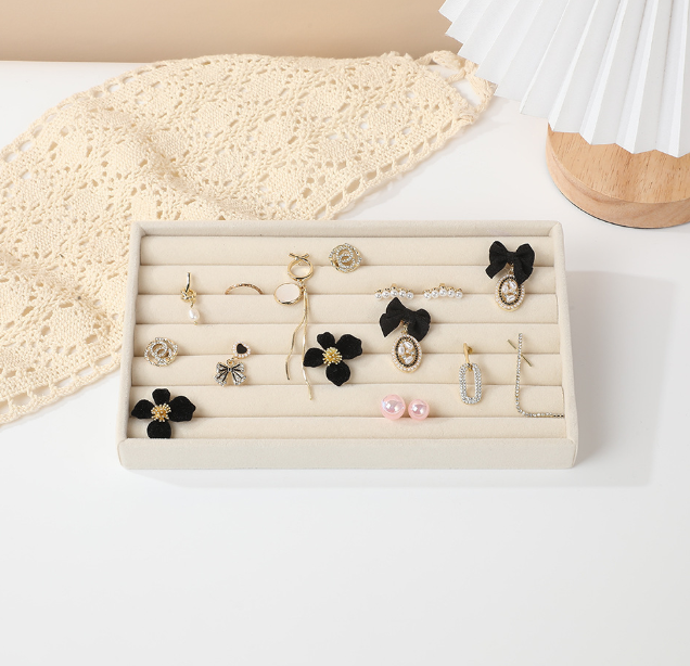 Jewelry Storage Box-Full Exclusion Clause-Beige-1 piece Vera Lux