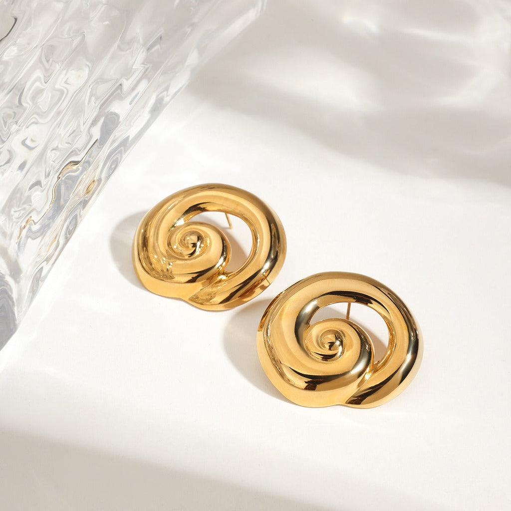 18K gold hollow thread design classic and fashionable earrings Vera Lux