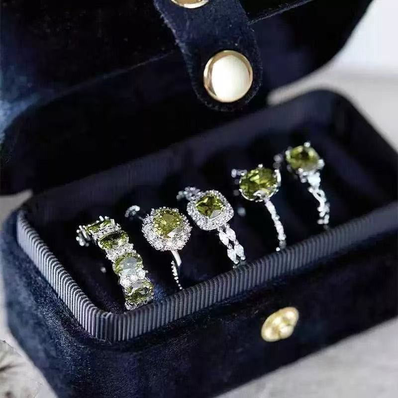 French Retro Olive Green Zircon Ring For Women, Elegant Light Luxury, Niche Exquisite High-End Open Ring Vera Lux
