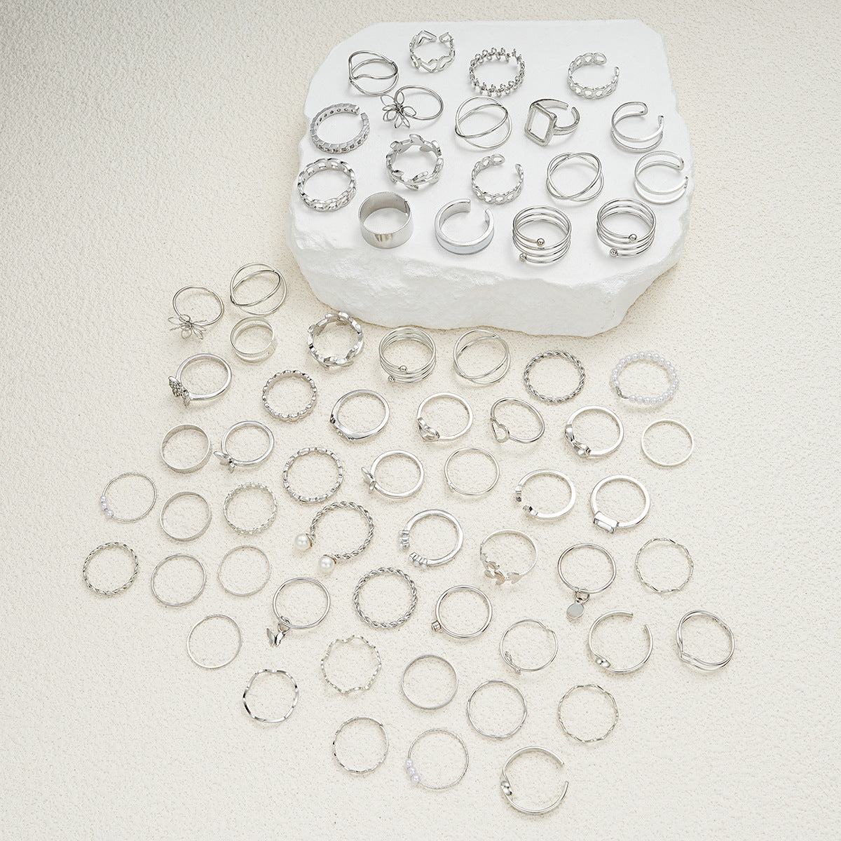 Simple Flower And Butterfly Spiral Ring 66-Piece Set Vera Lux