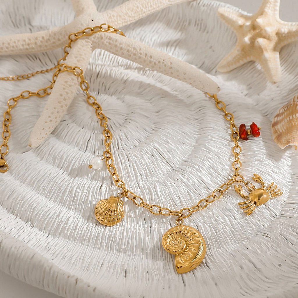 18K Gold Conch Shaped Necklace Vera Lux