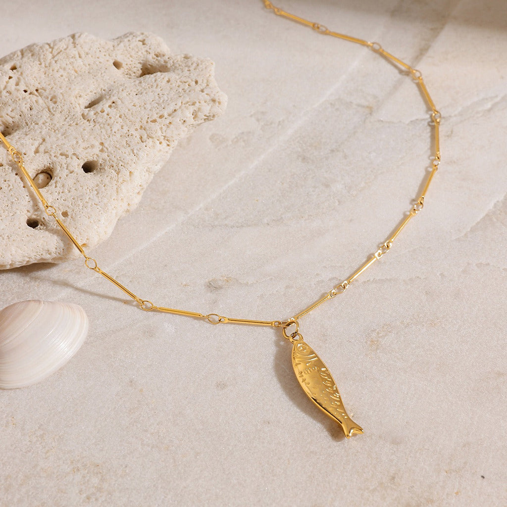 18K Goldfish Shape Design Exquisite Fashion Necklace Earrings Set Vera Lux