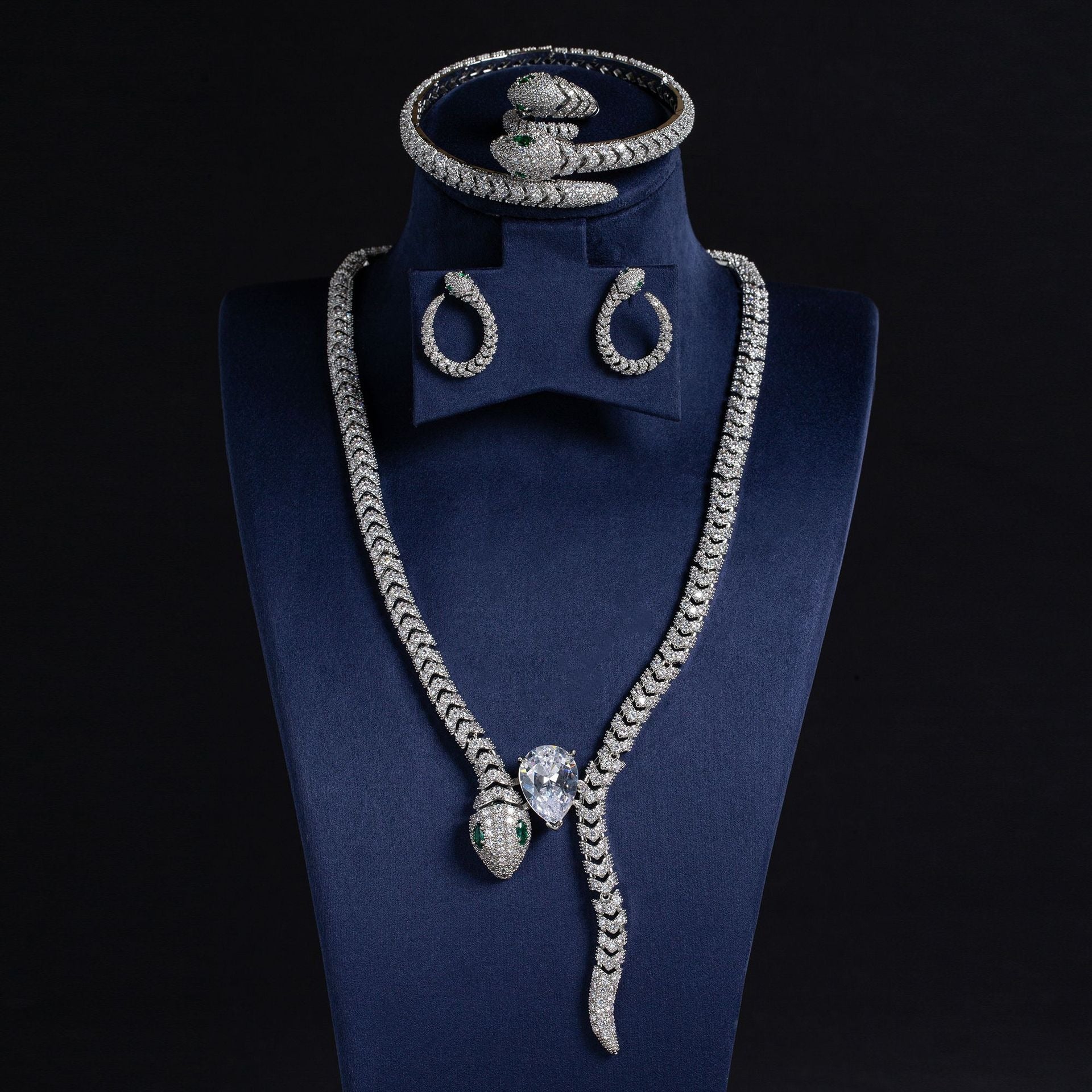 Stylish Retro Snake Necklace Set Vera Lux