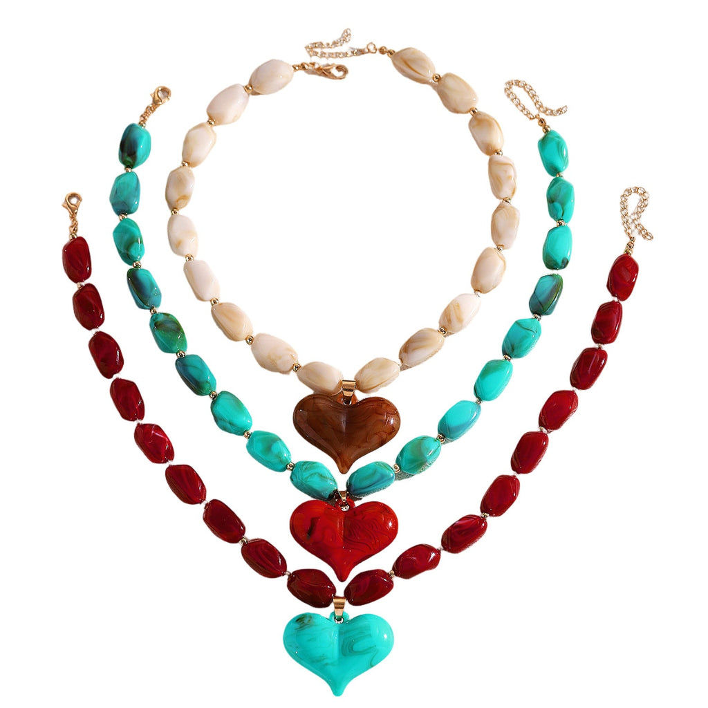 European And American-style Beaded Resin Heart Necklace Vintage Vera Lux