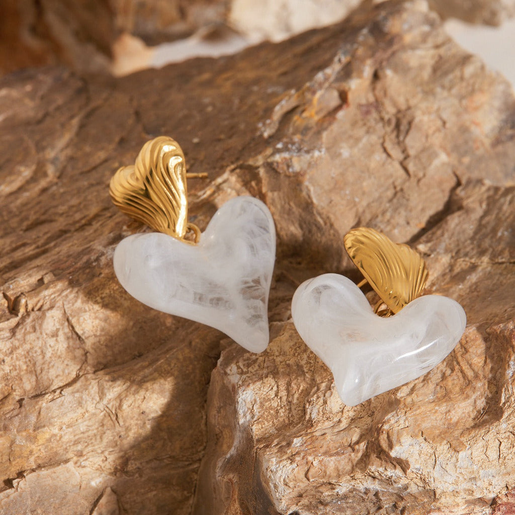 18K gold heart-shaped design light luxury noble earrings Vera Lux