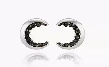 Light luxury moon rhinestone necklace Vera Lux
