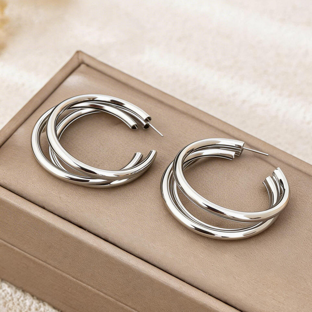 Metal Minimalist Round Earrings Vera Lux