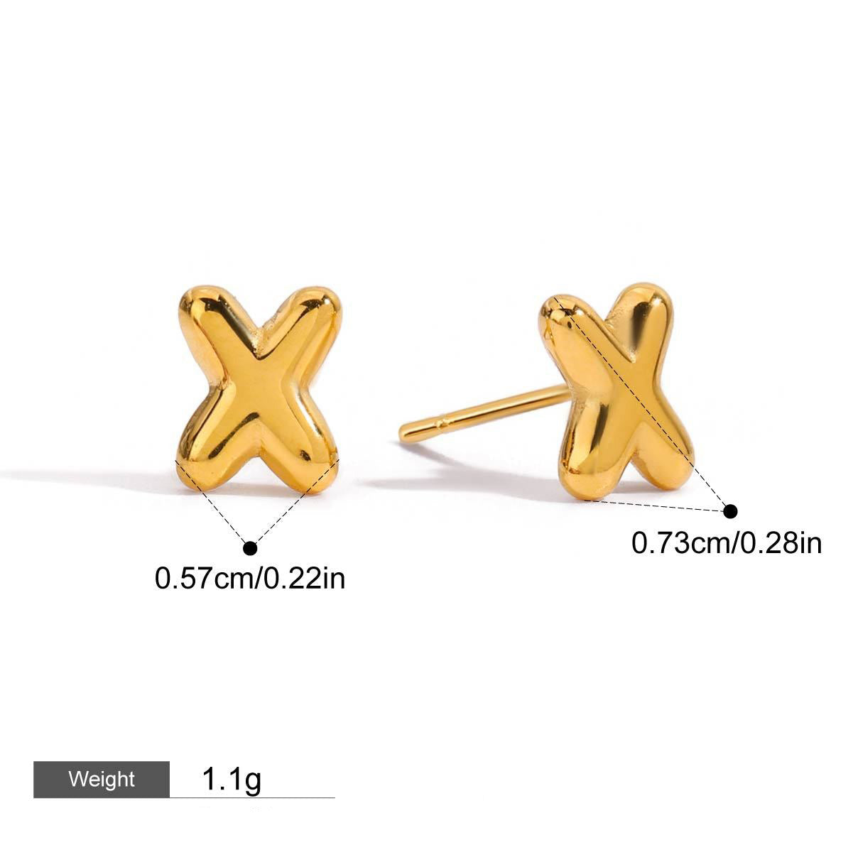 18K gold 26 letters design classic fashion earrings Vera Lux