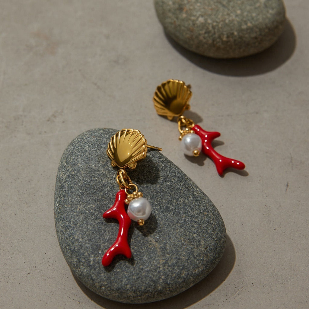 18K gold shell and coral design exquisite and noble earrings Vera Lux