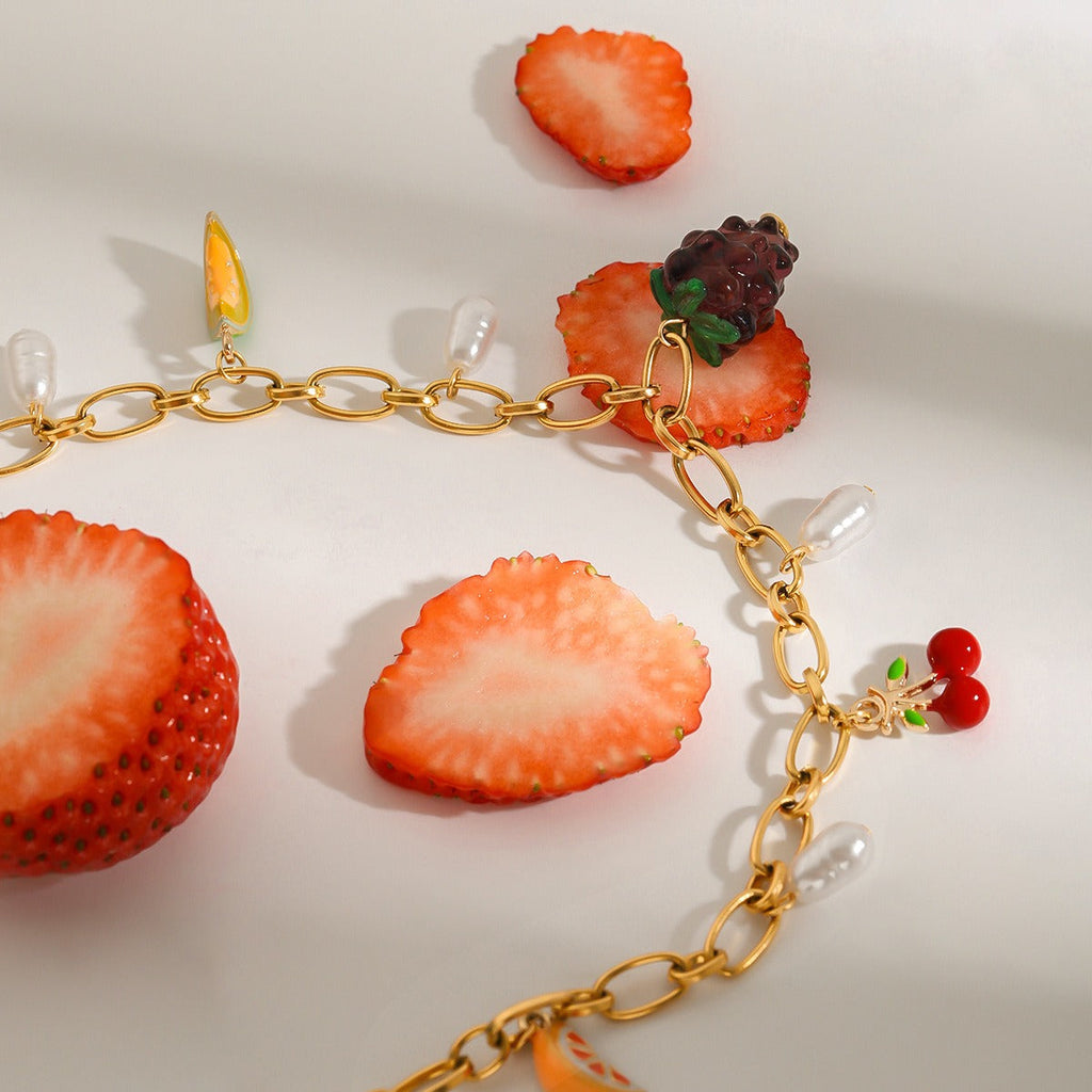18K gold fruit shape with pearl design fresh and cute necklace Vera Lux