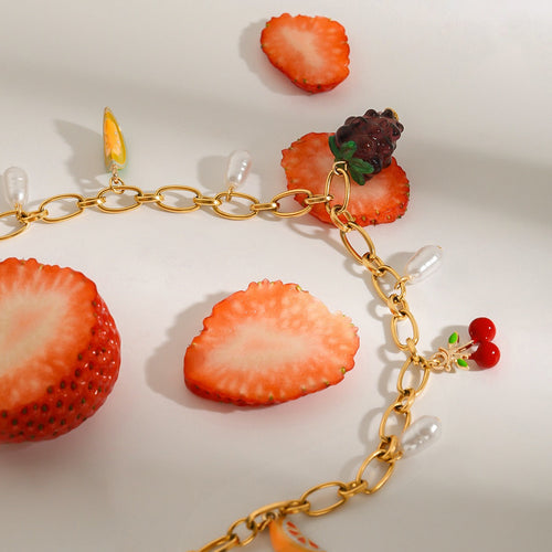 18K gold fruit shape with pearl design fresh and cute necklace Vera Lux