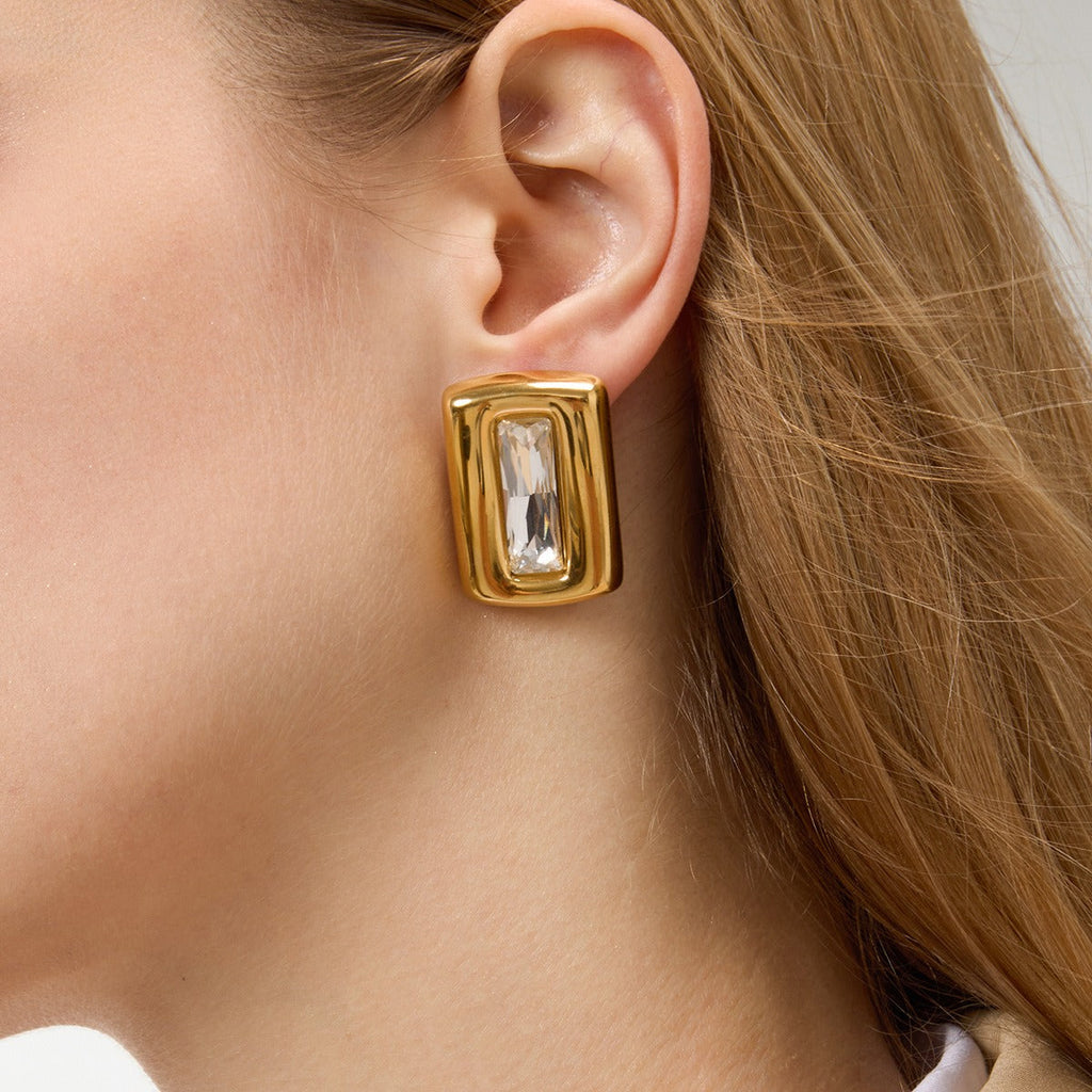 Square 18K gold-plated titanium steel stud earrings with embedded cubic zirconia. Vera Lux