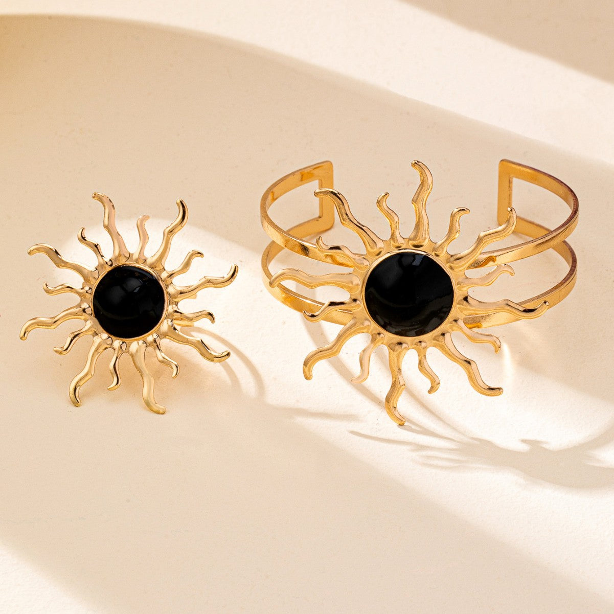 Elegant And Stylish Sunflower Bracelet And Ring Jewelry Set For Women Vera Lux