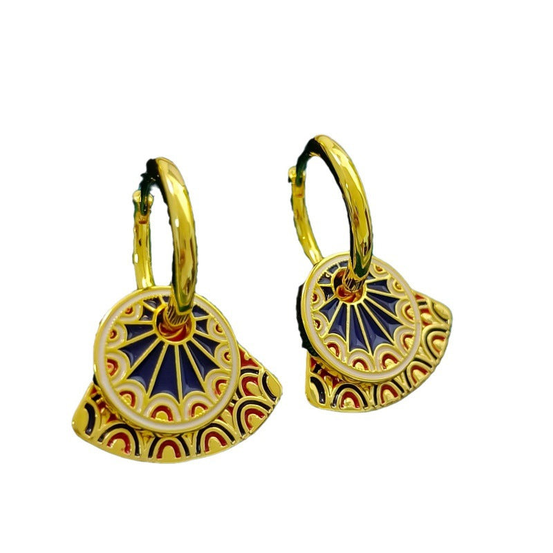 Elegant Vintage Round Fan-shaped Painted Ear Clips Vera Lux