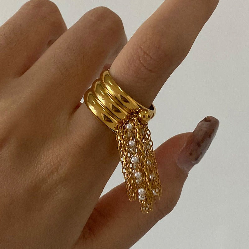 18K gold multi-layered ring with tassel design Vera Lux